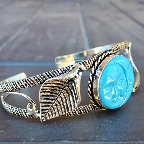 New Carved Double Moon Face 925 Silver Cuff Bracelet. - Picture 10 of 14
